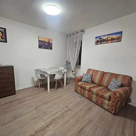 Апартаменты Gloria House