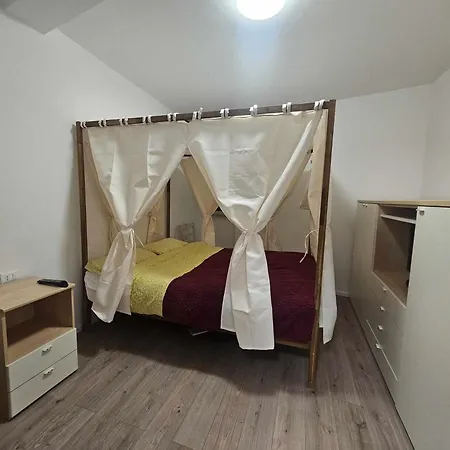 Gloria House Genoa